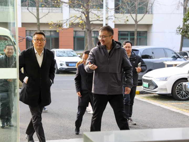 锻造新质生产力 实现高质量发展丨武进区委书记沈东率队调研爱游戏体育,爱游戏| 爱游戏官方网站
